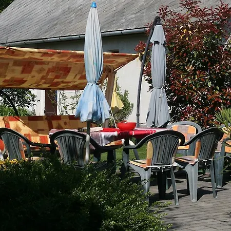 Leander Balatonakali