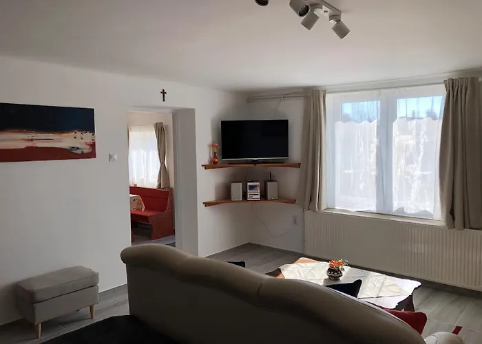 Leander Apartament *